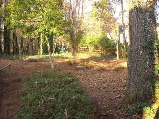 2nd image of 4454 Windsor Oaks Cir