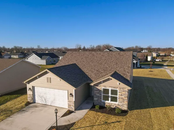 1012 N Walsh St, Garrett, IN 46738