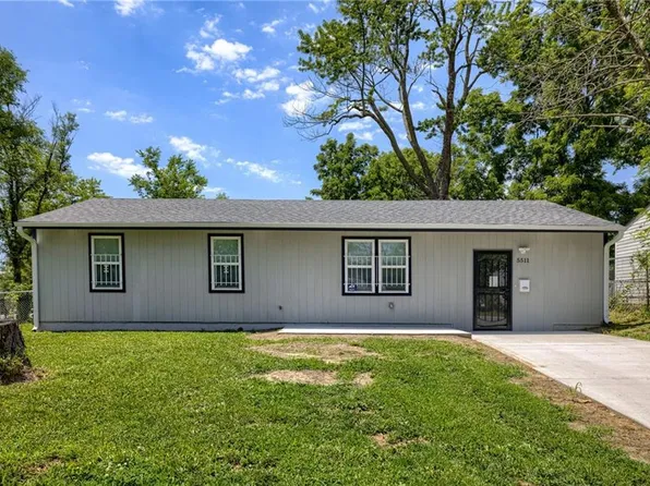 5511 E 39th St, Kansas City, MO 64128