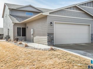 121 E Ivy Rd, Tea, SD 57064