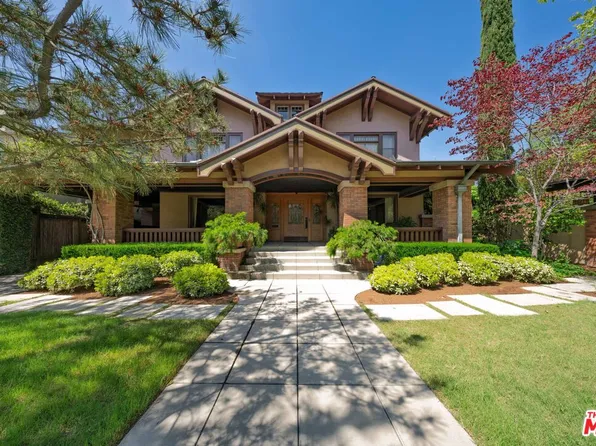 111 S Van Ness Ave, Los Angeles, CA 90004