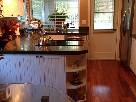 Looking at Kitchen from Dinn