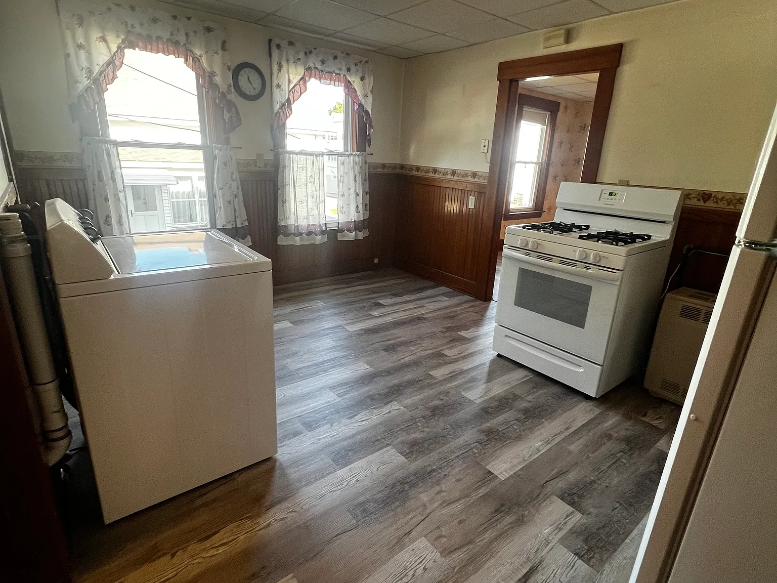 3 bed, 1100 sqft, $2,000 — Photo 4