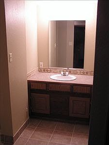 3rd image of 1912 E 54th Ave