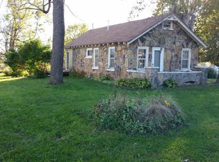 706 E Main St, Walnut Grove, MO 65770