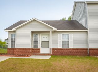 1076 W Pueblo Dr, Jacksonville, NC 28546
