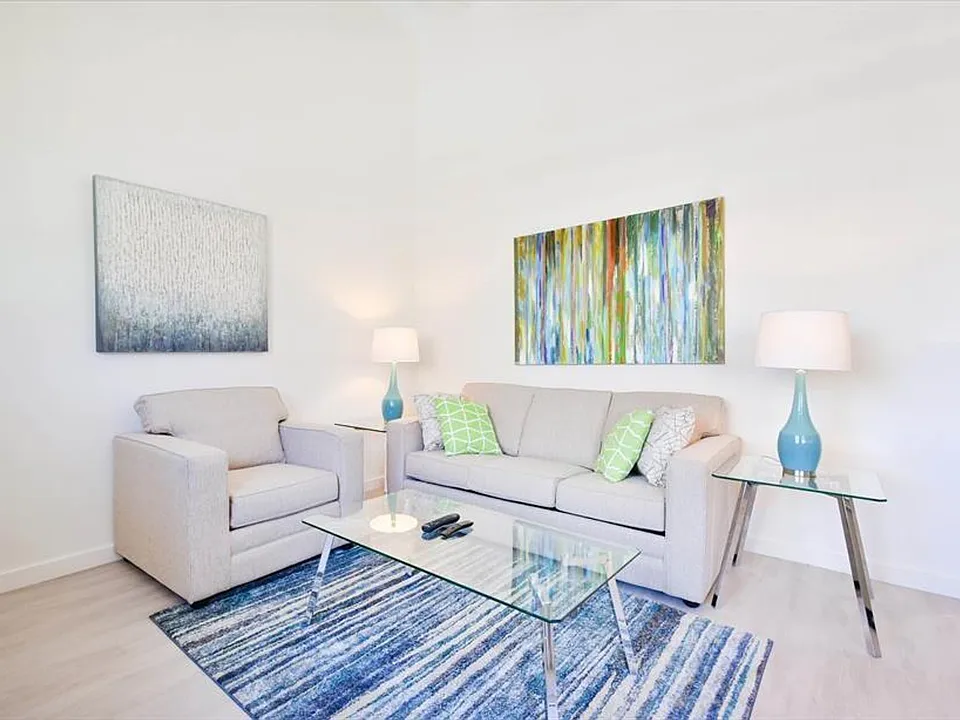 8 Harrison Ave #ID1040115P
