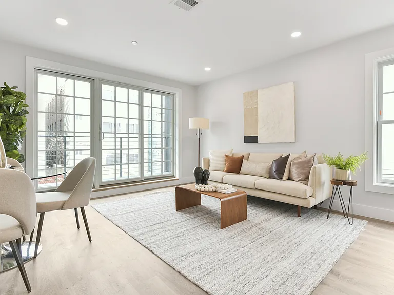 10 Geneva St #6 — Photo 19