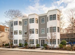 48 Robey St, Roxbury, MA 02119