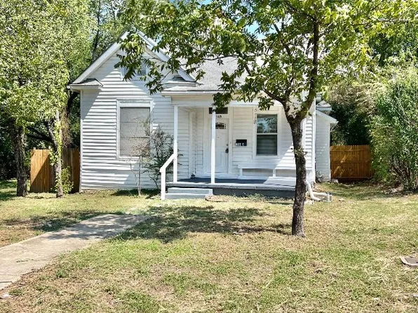 1513 S Fwy, Fort Worth, TX 76104