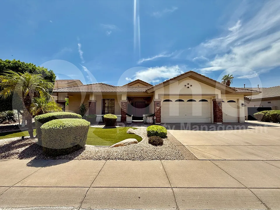 1687 E Carob Dr