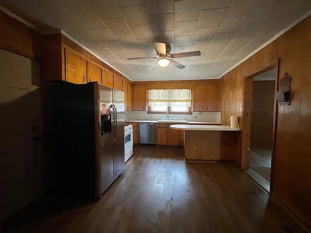 2 bed, 1.0 bath, $1,200 — Photo 4