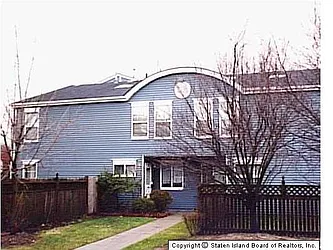 64 Pond Way  image 1 of 7