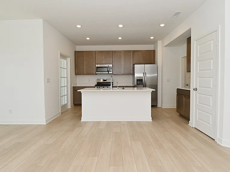 8118 Ridge Line Dr — Photo 12