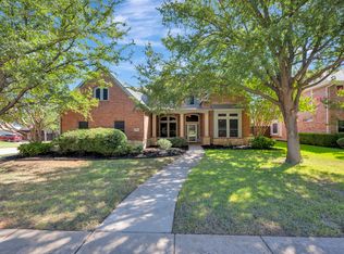 956 Water Oak Dr, Grapevine, TX 76051