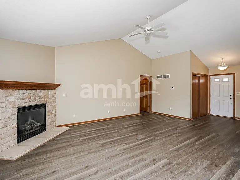 338 Ponderosa Dr — Photo 7