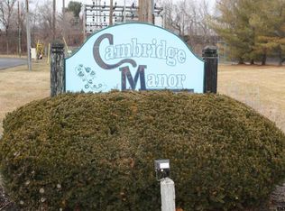 2010 Cambridge Manor Dr, Scotia, NY 12302