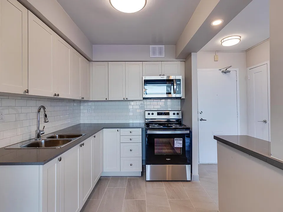2980 Don Mills Rd