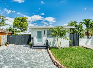 719 NE 38th St, Oakland Park, FL 33334