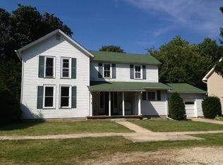 140 E Grant St, Waterman, IL 60556