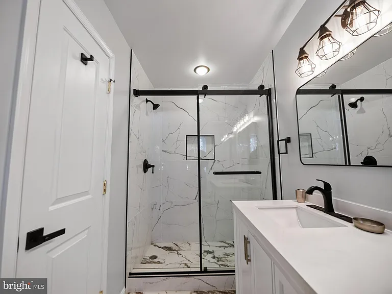 4107 4th St NW — Photo 36