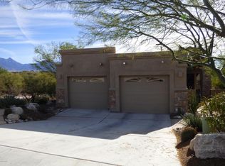 922 E Vault Mine Ct N, Green Valley, AZ 85614