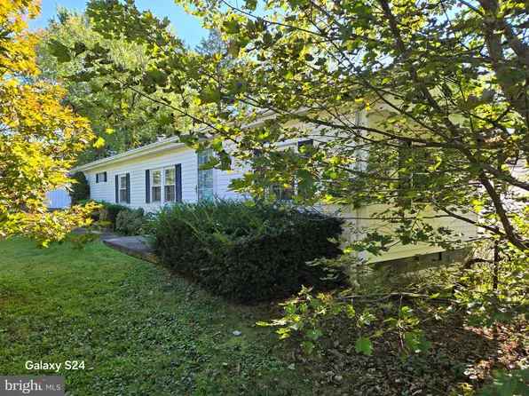 970 Thompson Ave, Jonestown, PA 17038