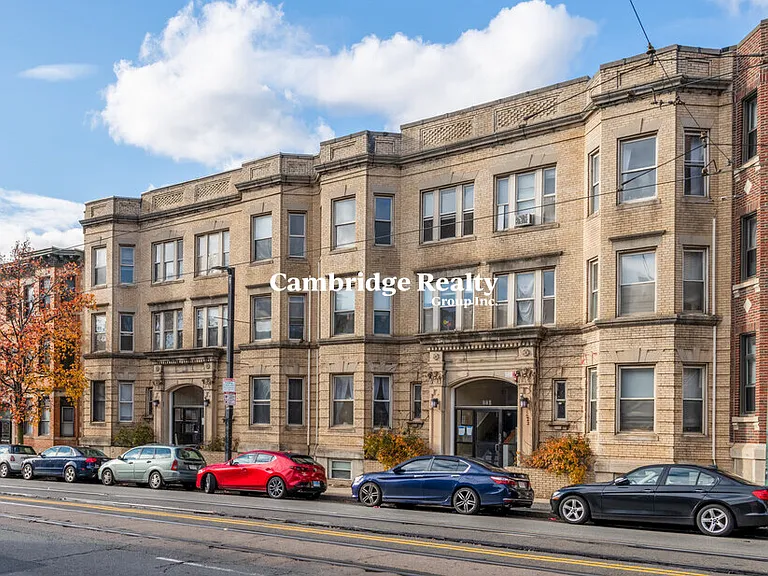 883 Huntington Ave #3T — Photo 5