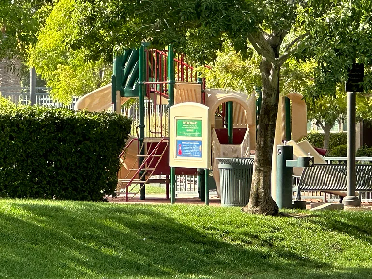 Playground, pool and Spa