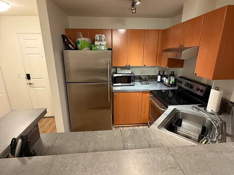 621 5th Ave N #208 — Photo 4