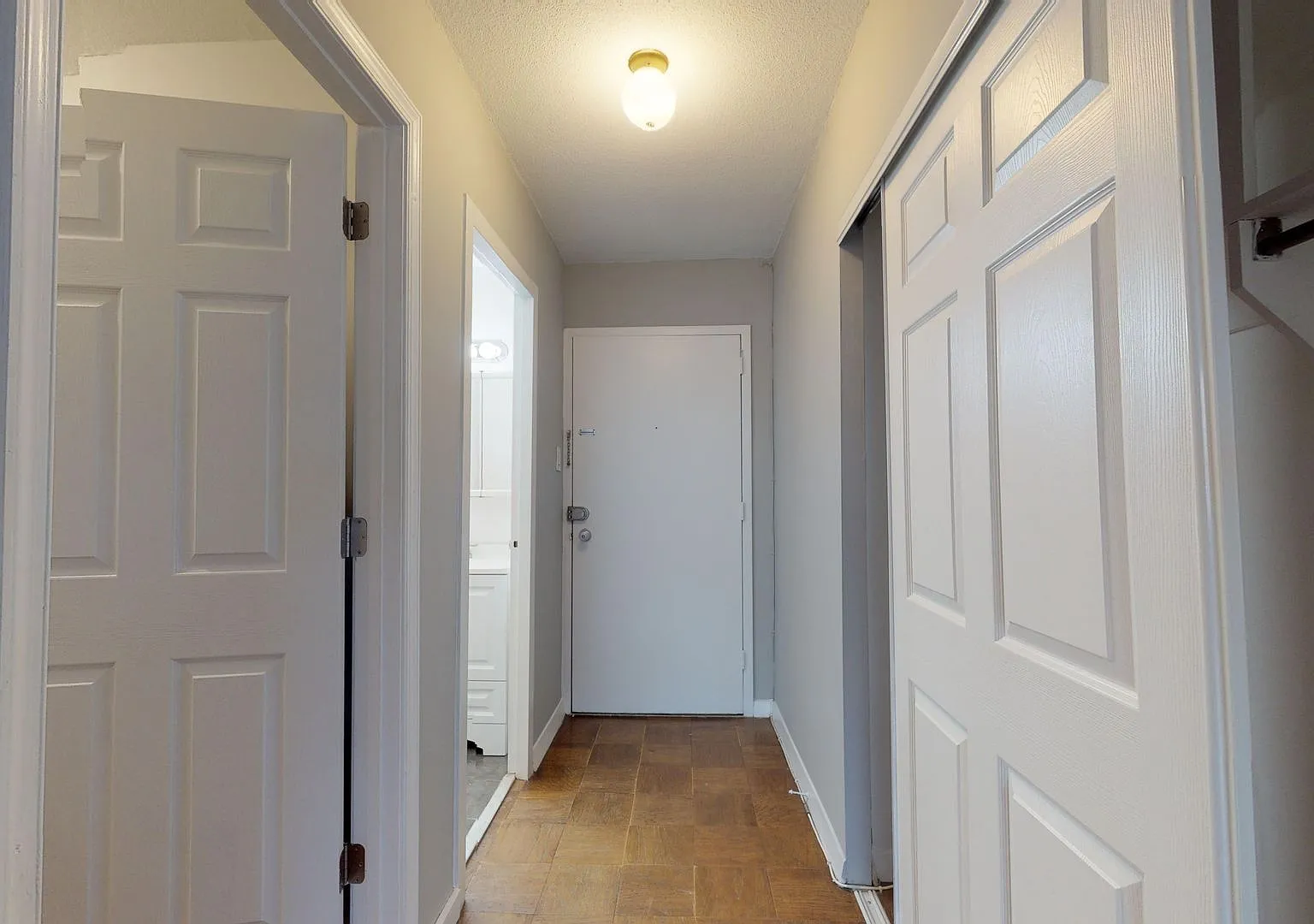 West End Studio Apartment for Rent- All Utilties Included, Updated Appliances, Roof Deck, Pool, F... — Photo 2