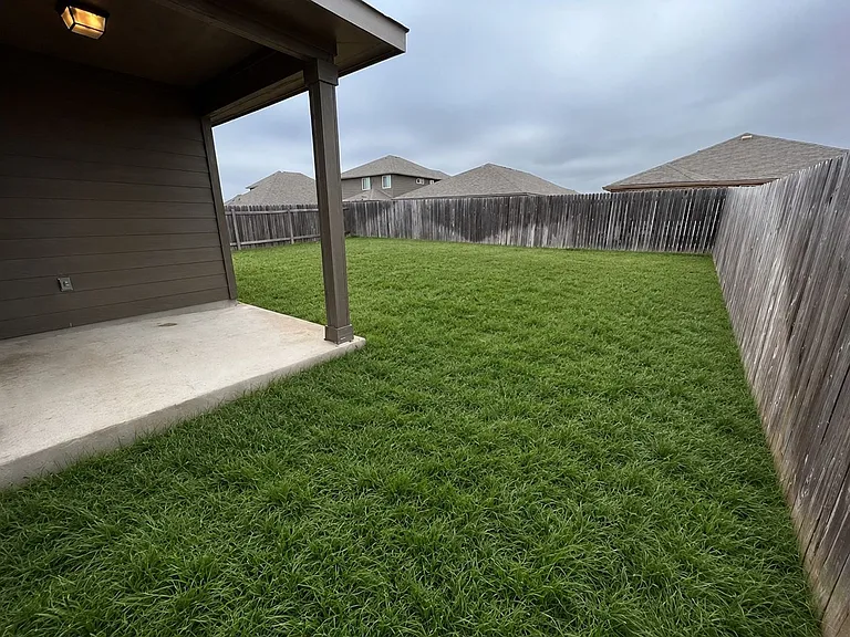 2277 Olive Hill Dr — Photo 30