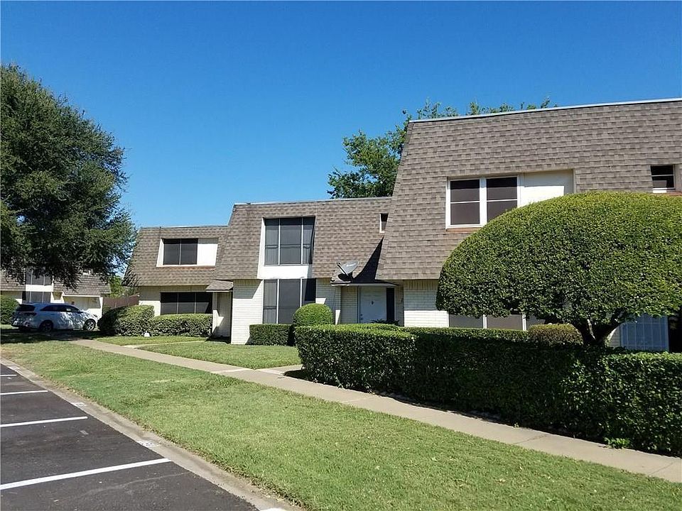 Farleigh Ct