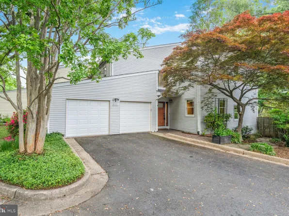 1000 Steeples Ct, Falls Church, VA 22046
