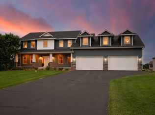 1928 140th Ln NE, Ham Lake, MN 55304