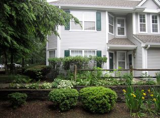 510 Chatfield Dr, Pompton Plains, NJ 07444