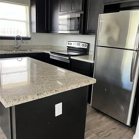 2812 Sabercat Ave #4 — Photo 2