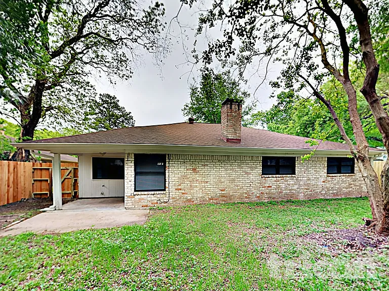 16259 Hollow Wood Dr — Photo 16