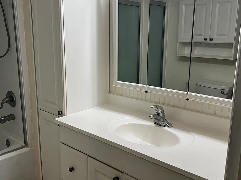 230 Dixie Ln — Photo 2