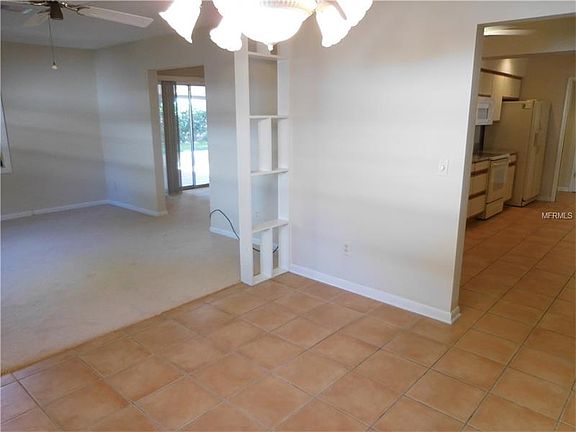 4th image of 1701 Overlake Ave