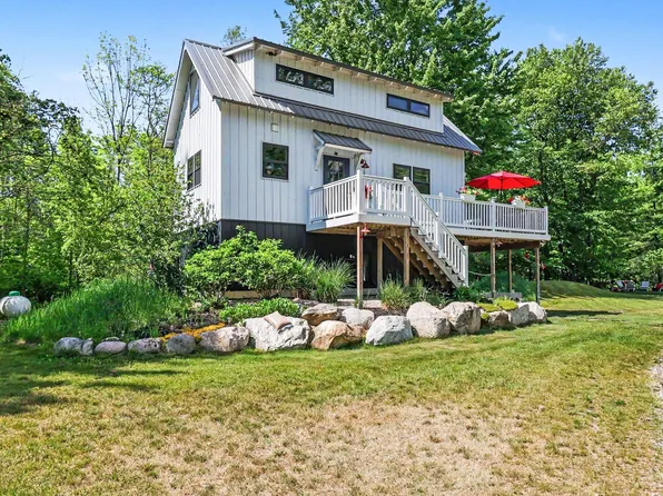 6830 N 120th Ave, Hart, MI 49420