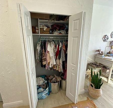 3rd image of 253 Royal Poinciana Way APT 3