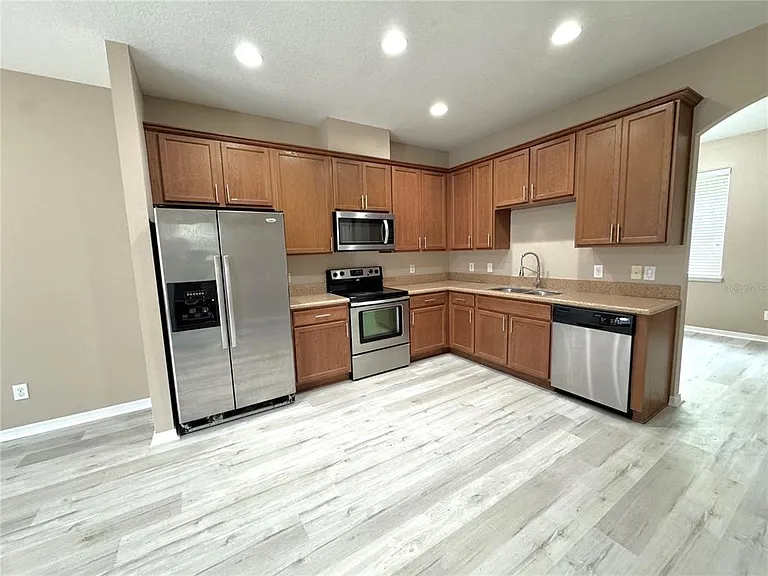 12937 Emersondale Ave — Photo 7