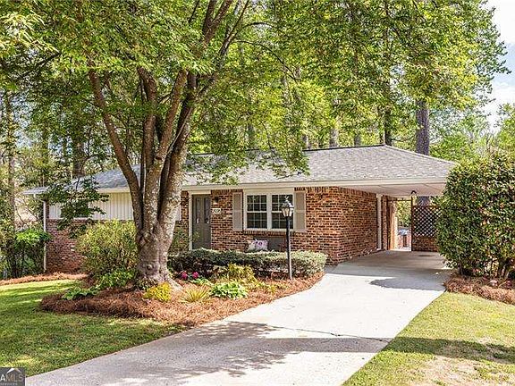 4th image of 2976 Atterberry Ct