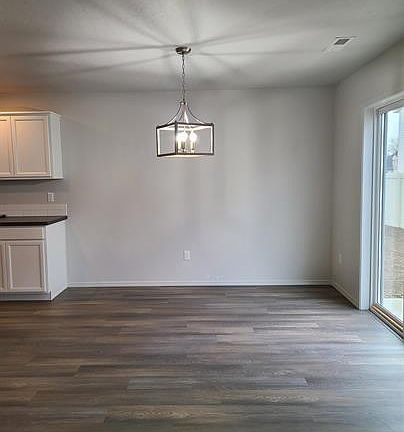 5th image of 2319 Oxon Ave