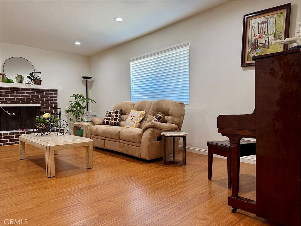 1st image of 9621 Jumilla Ave