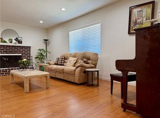 9621 Jumilla Ave, Chatsworth, CA 91311