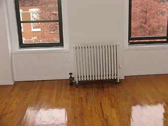 Rented by Metropolitan Realty
