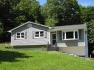 42 Karen Dr, Middletown, NY 10940