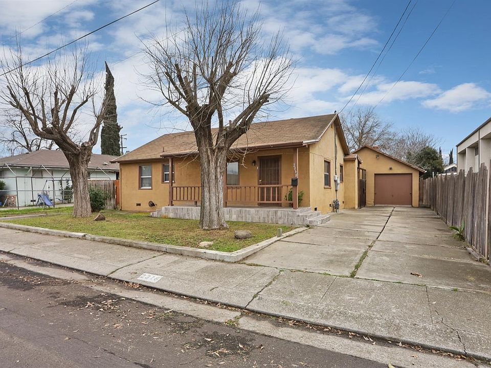 1st image of 2318 Oxford Way